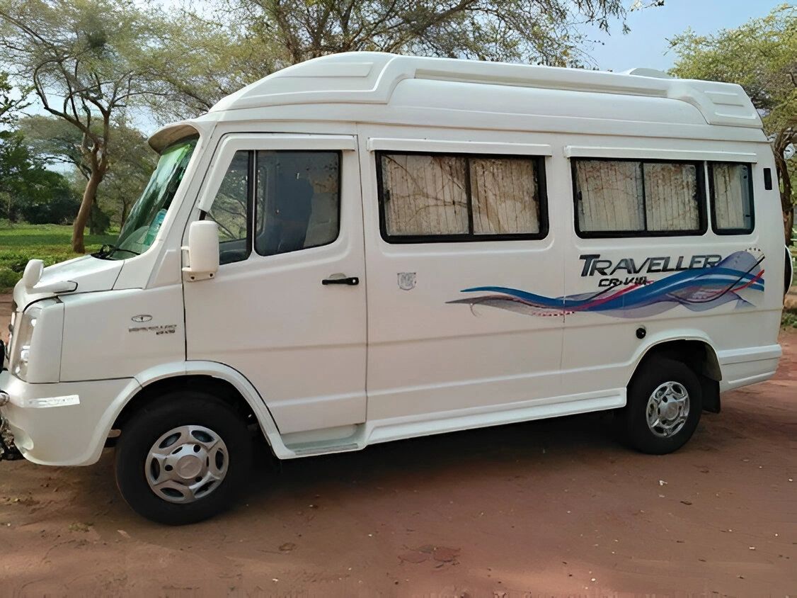  Tempo Traveller image